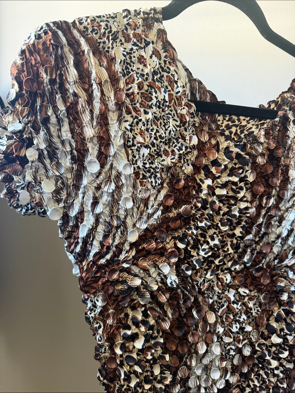 Textured Vintage Y2K Animal Print Short Sleeve Top - Brown & Cream